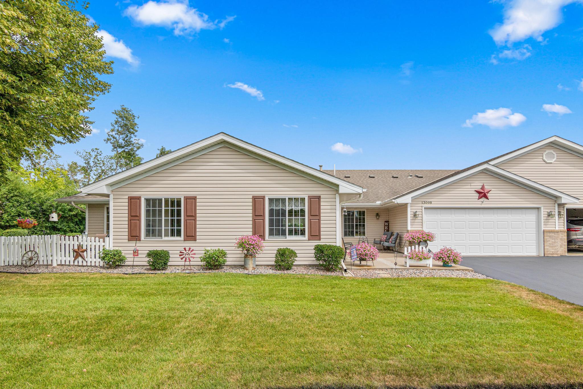 13098 Brookside Lane N