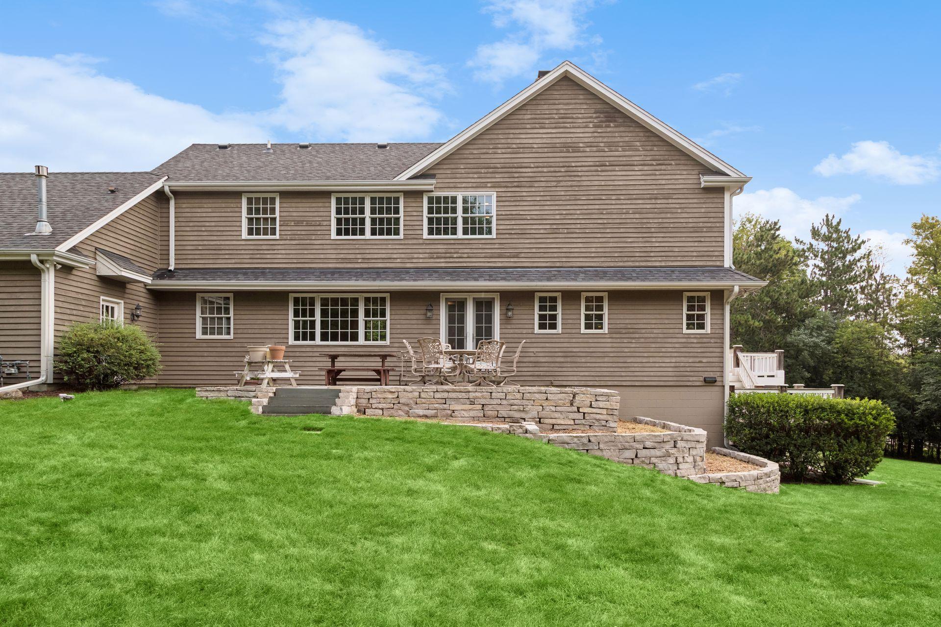 2350 Longview Circle