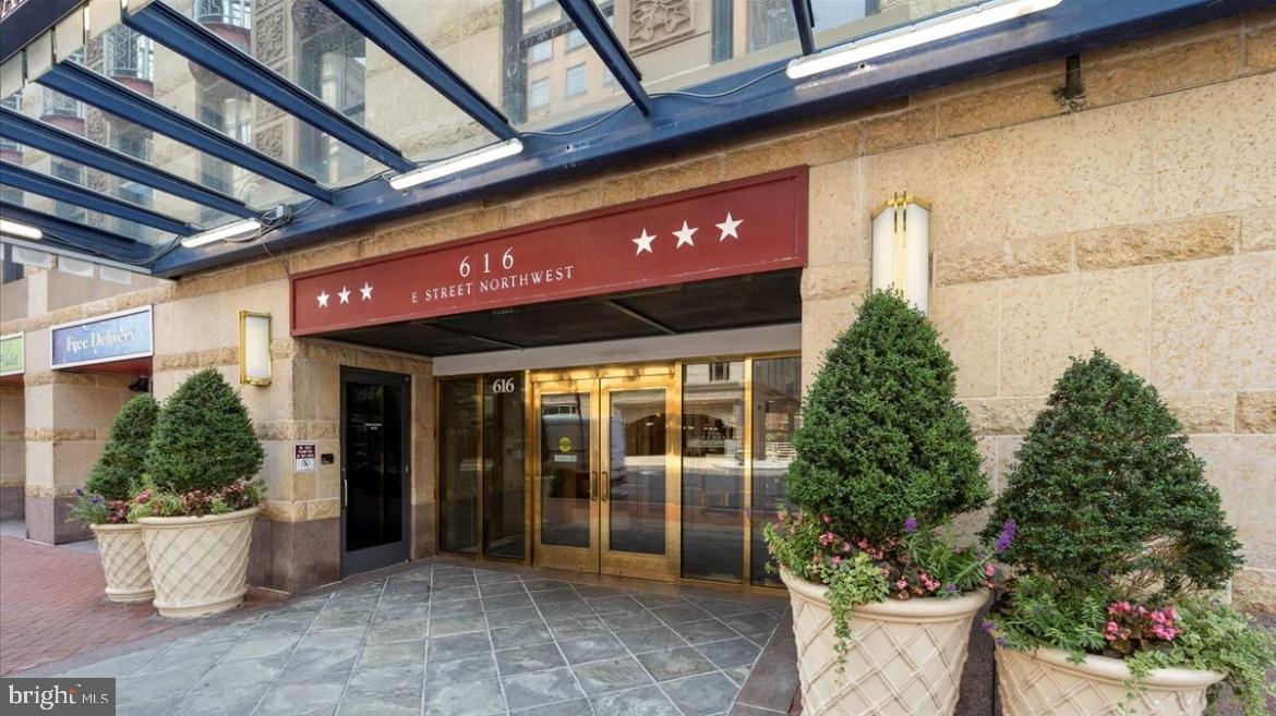 616 E STREET NW Unit: 809