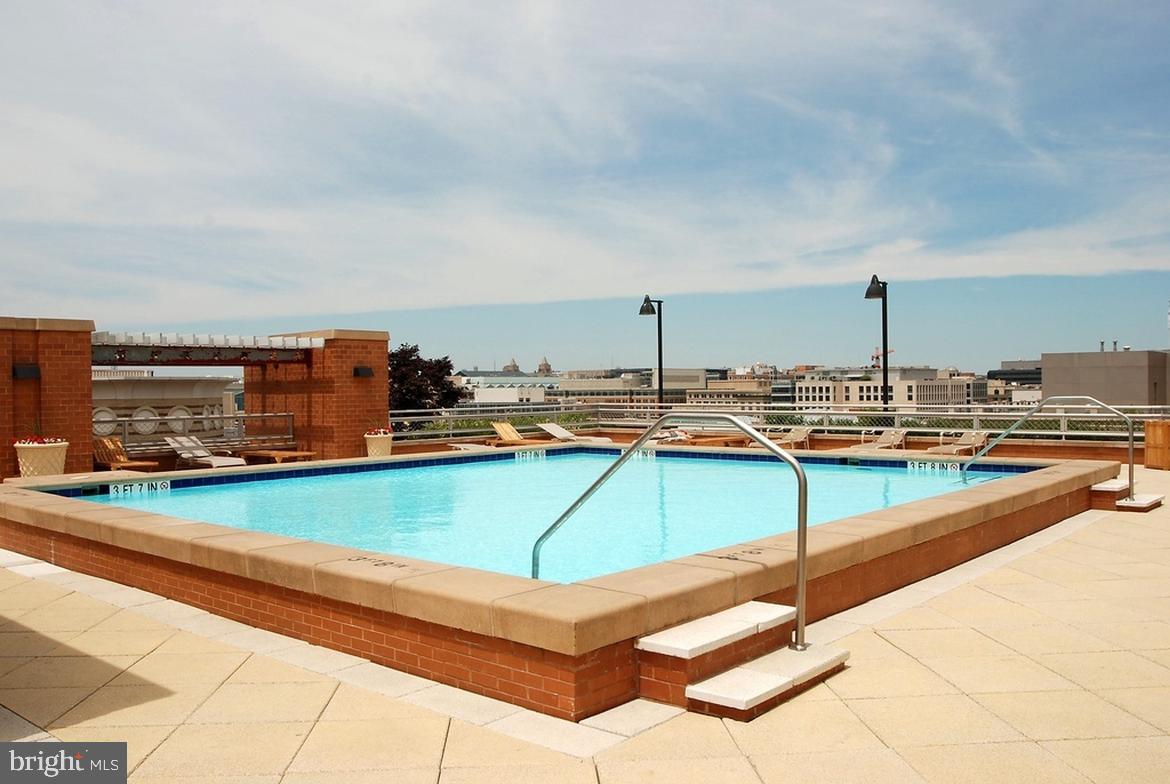 616 E STREET NW Unit: 809