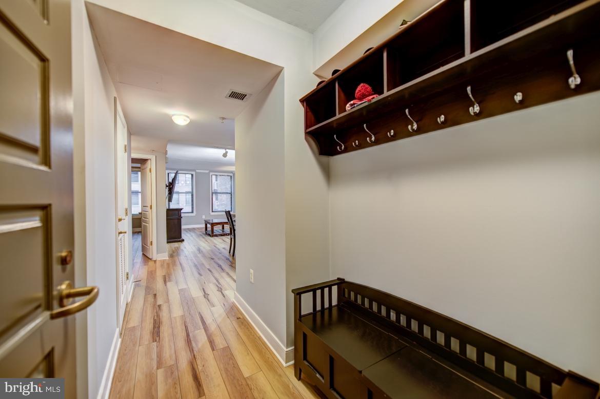 616 E STREET NW Unit: 809