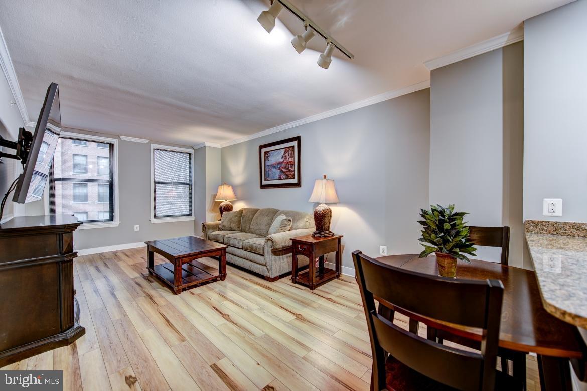616 E STREET NW Unit: 809