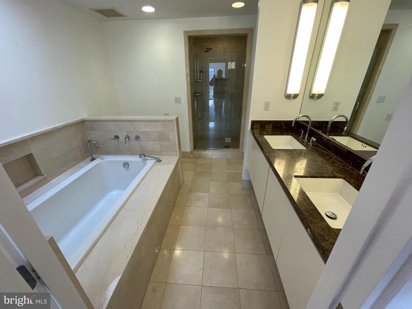 3336 CADYS ALLEY NW Unit: 201