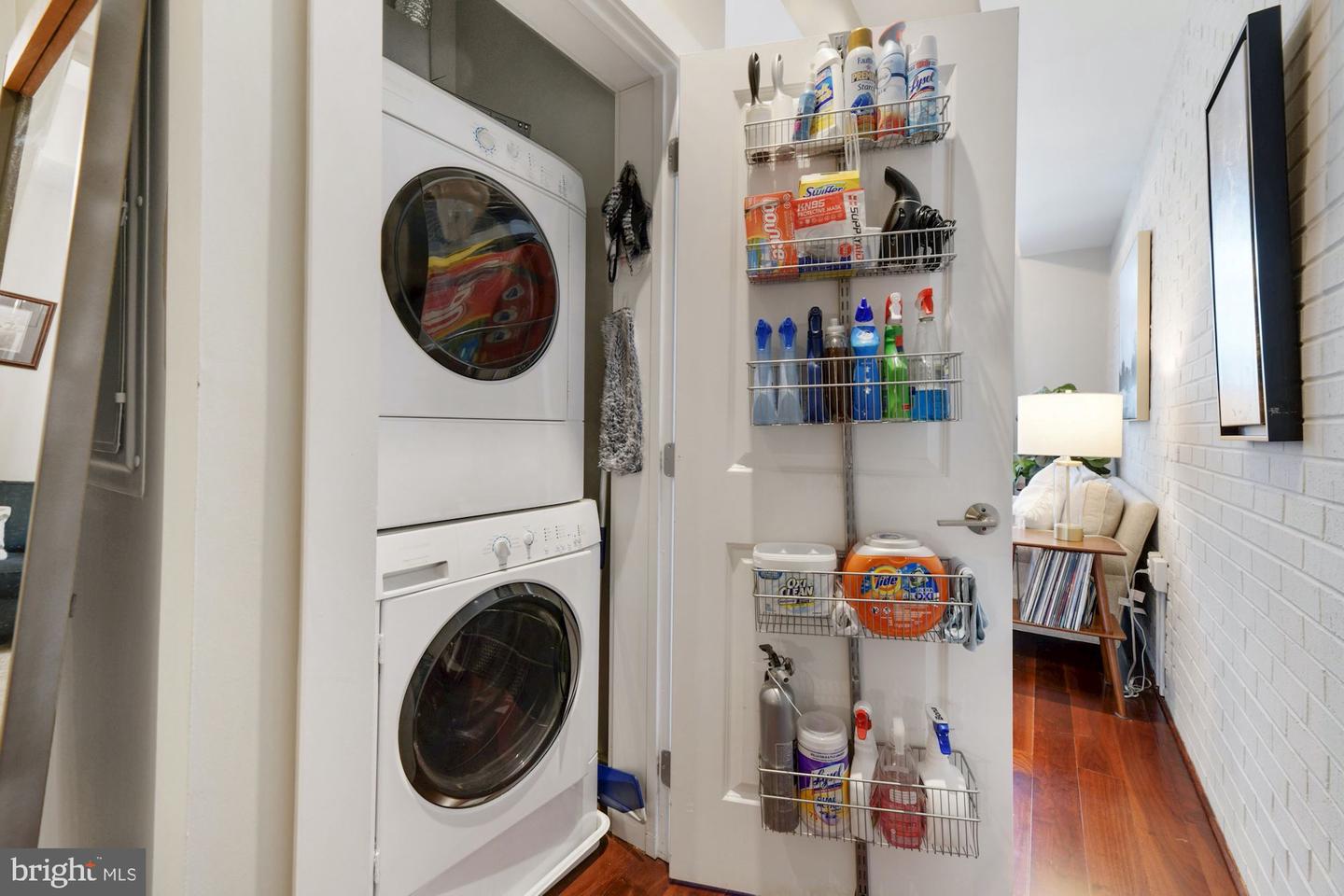1215 N STREET NW Unit: 8