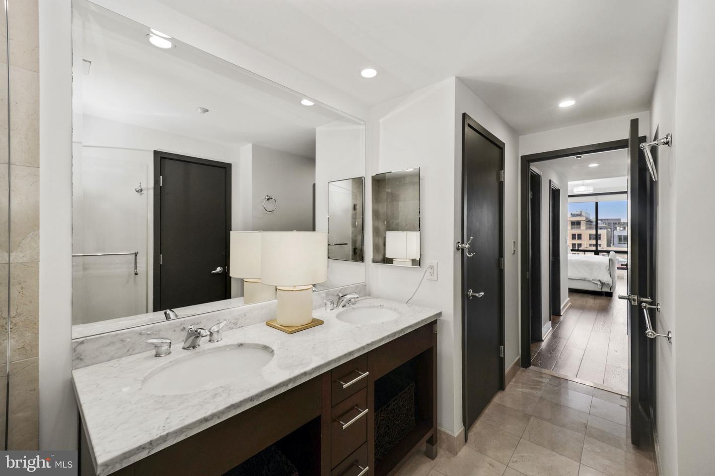 912 F STREET NW Unit: 1107