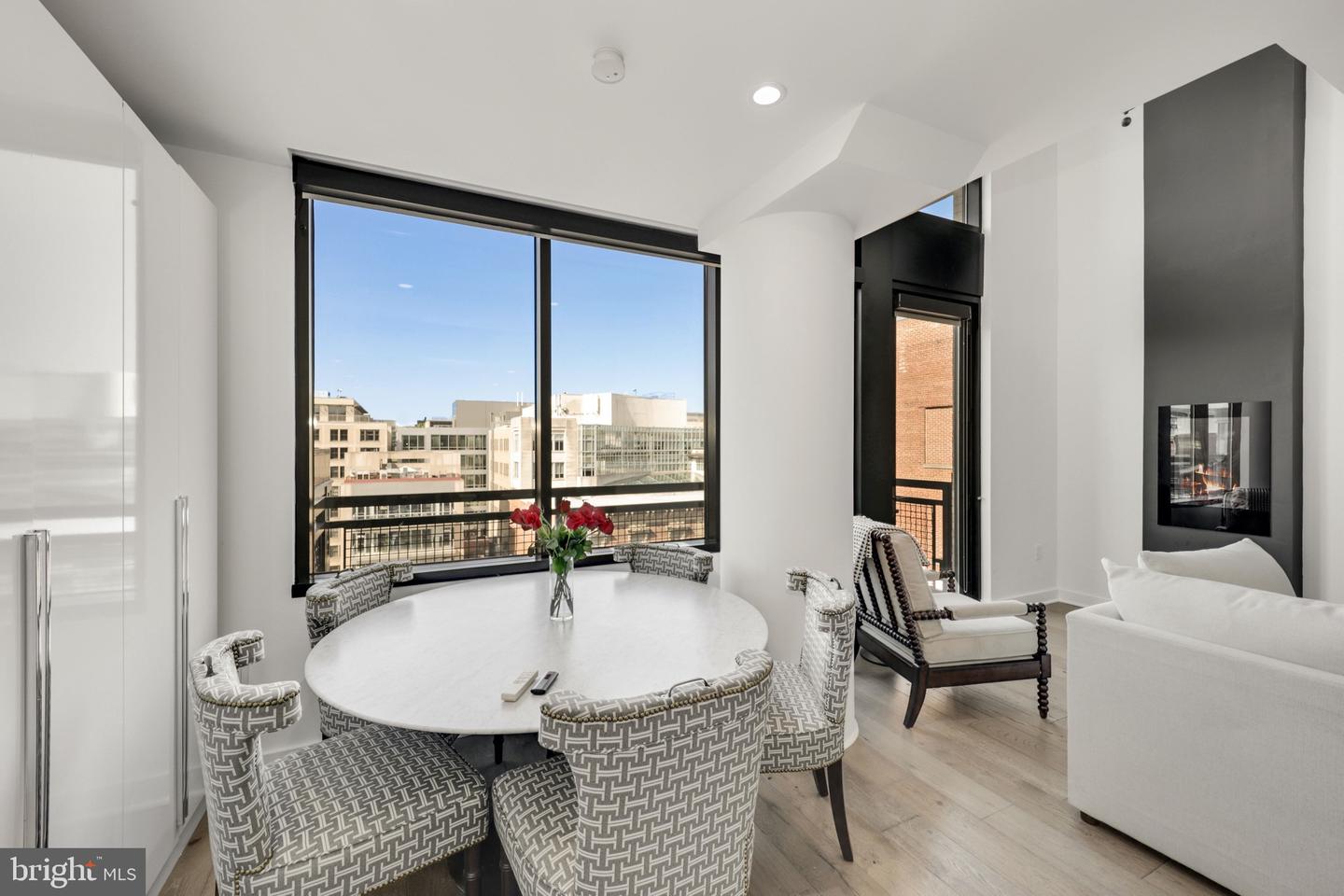 912 F STREET NW Unit: 1107