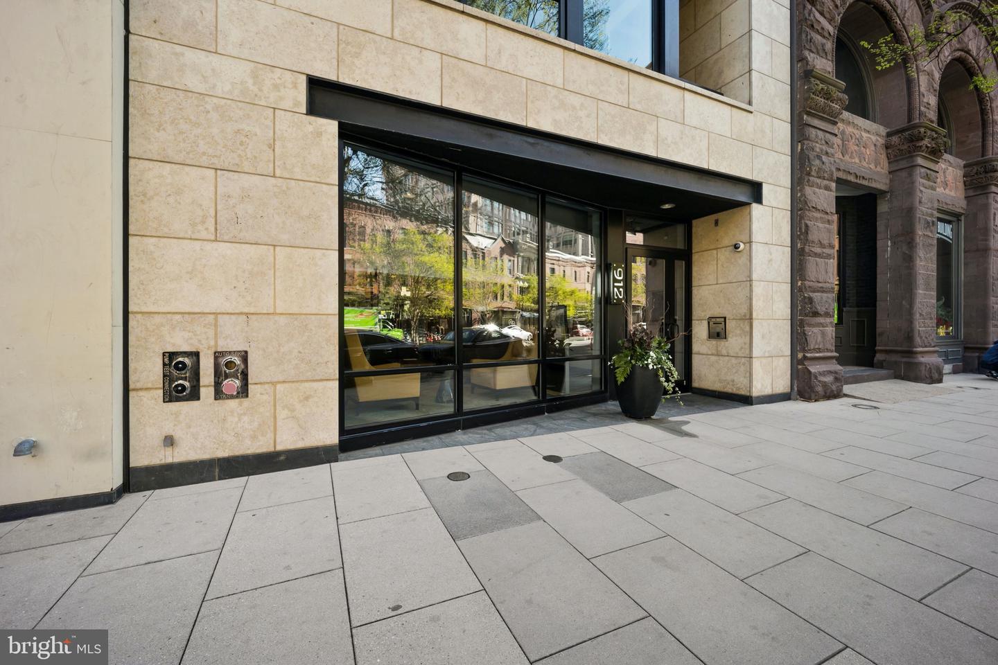 912 F STREET NW Unit: 1107