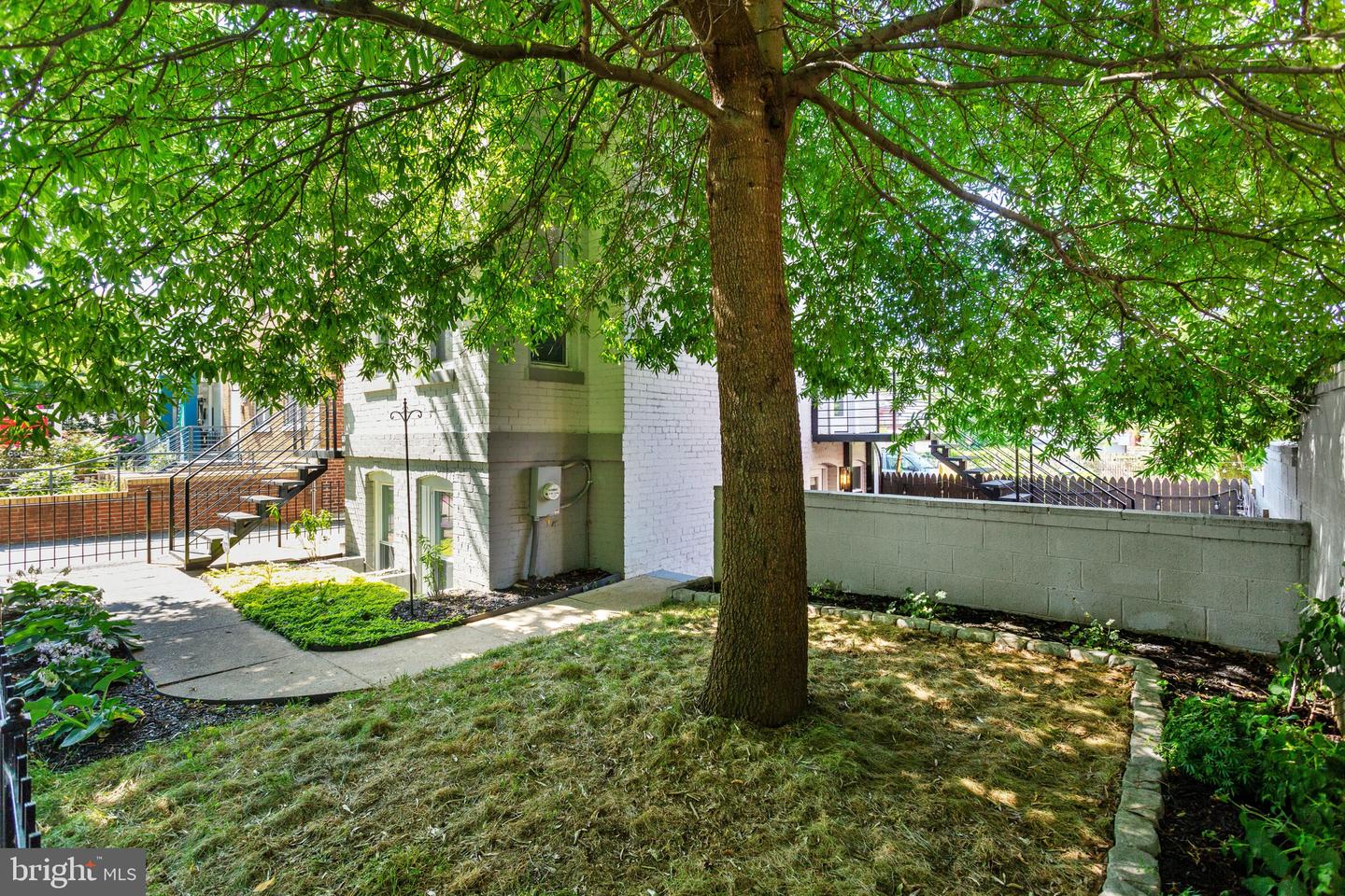 1203 MORSE STREET NE