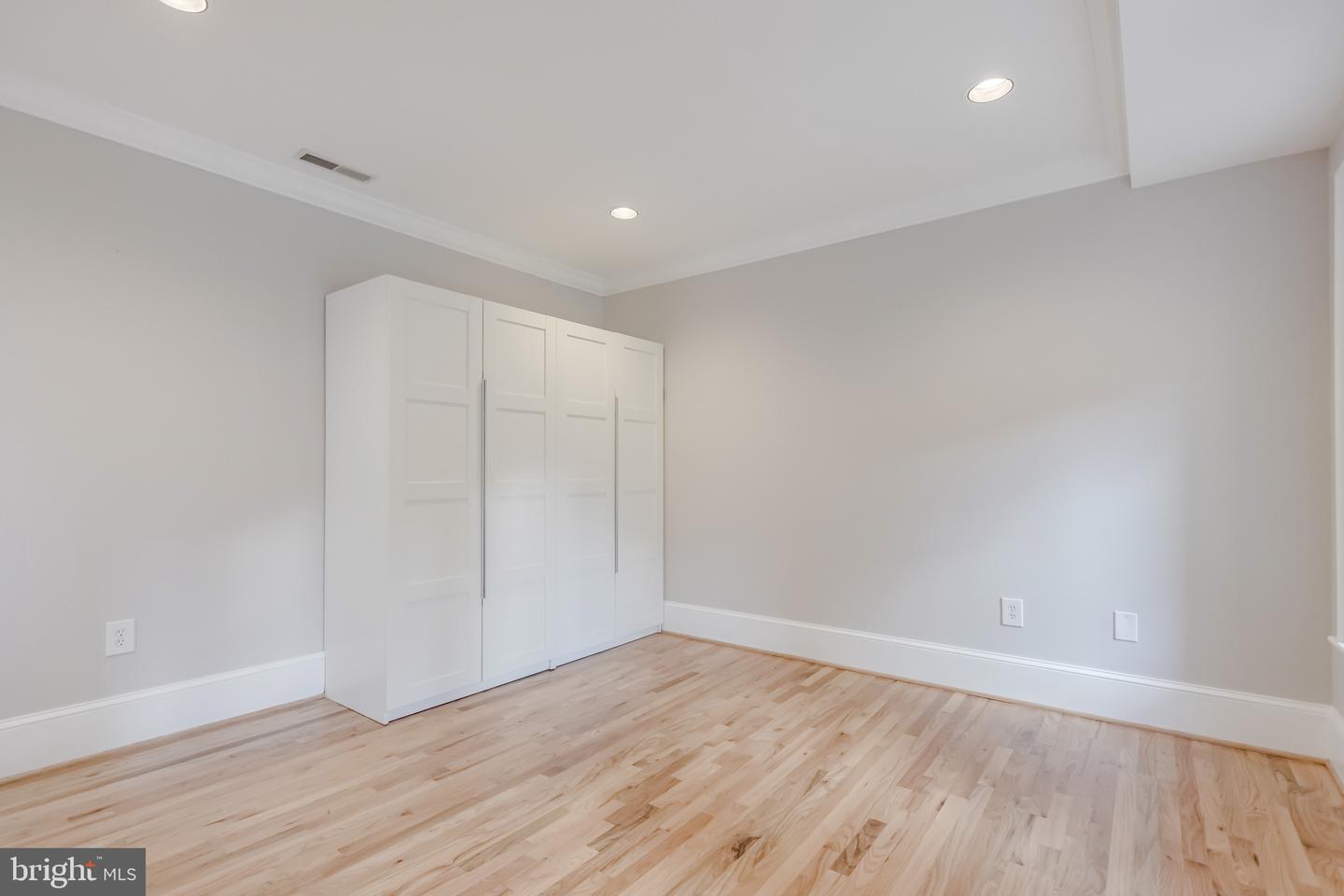 2527 K STREET NW