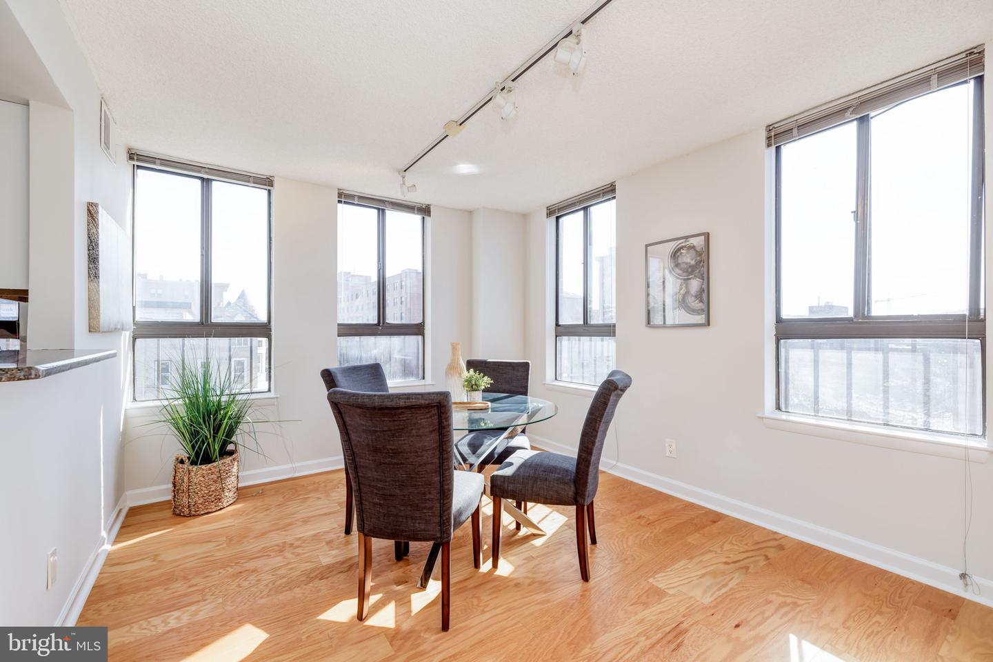1700 17TH STREET NW Unit: 505