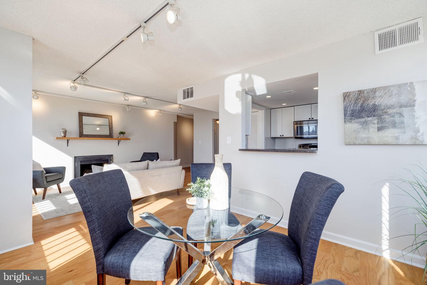 1700 17TH STREET NW Unit: 505