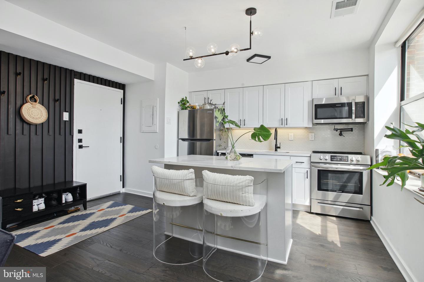 55 M STREET NW Unit: 304