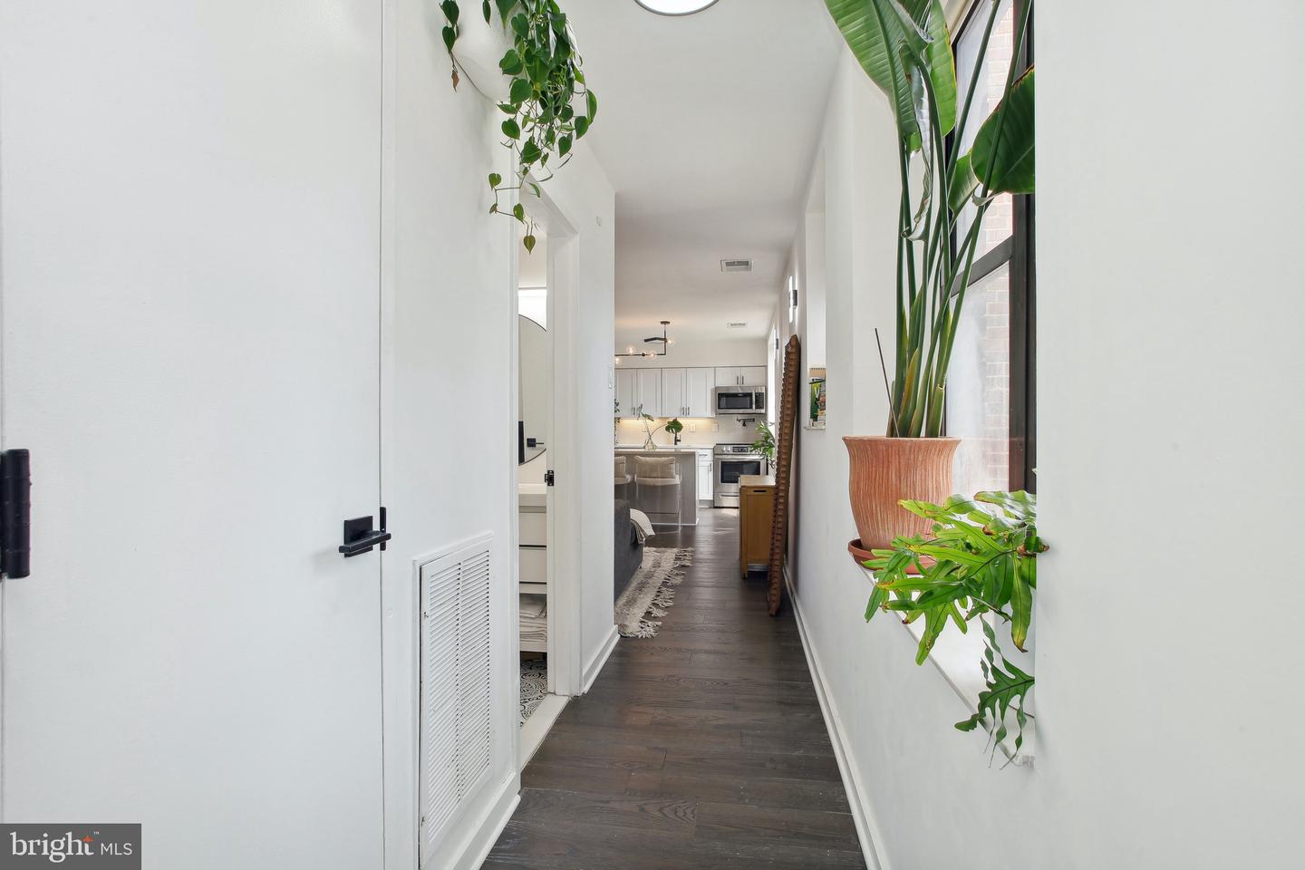 55 M STREET NW Unit: 304