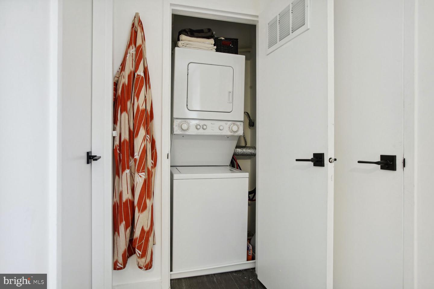 55 M STREET NW Unit: 304