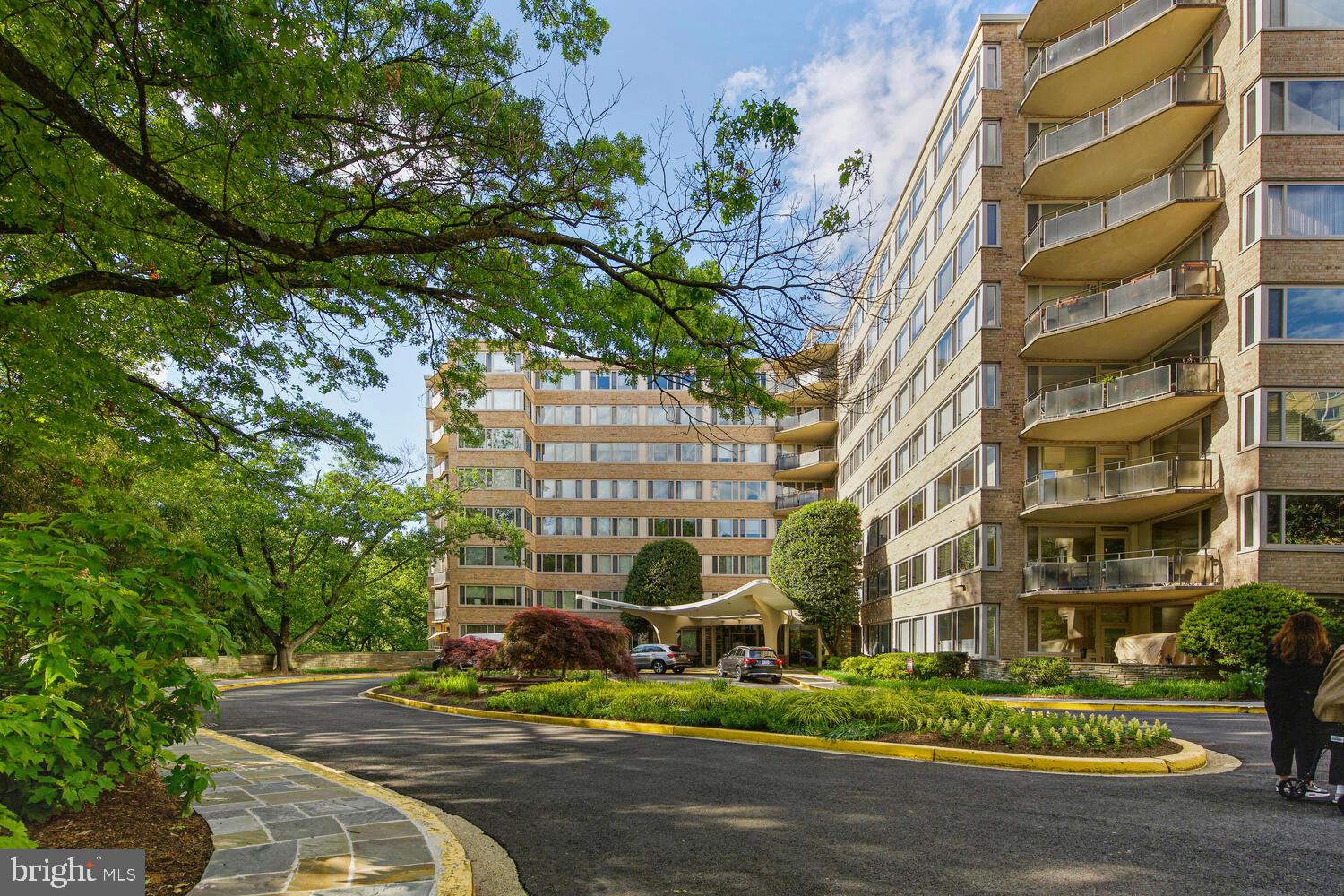 4101 CATHEDRAL AVENUE NW Unit: 107