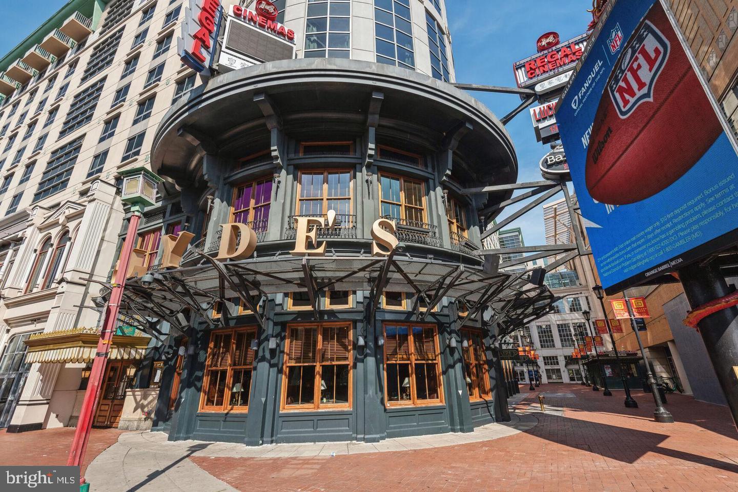 555 Massachusetts Ave NW #814