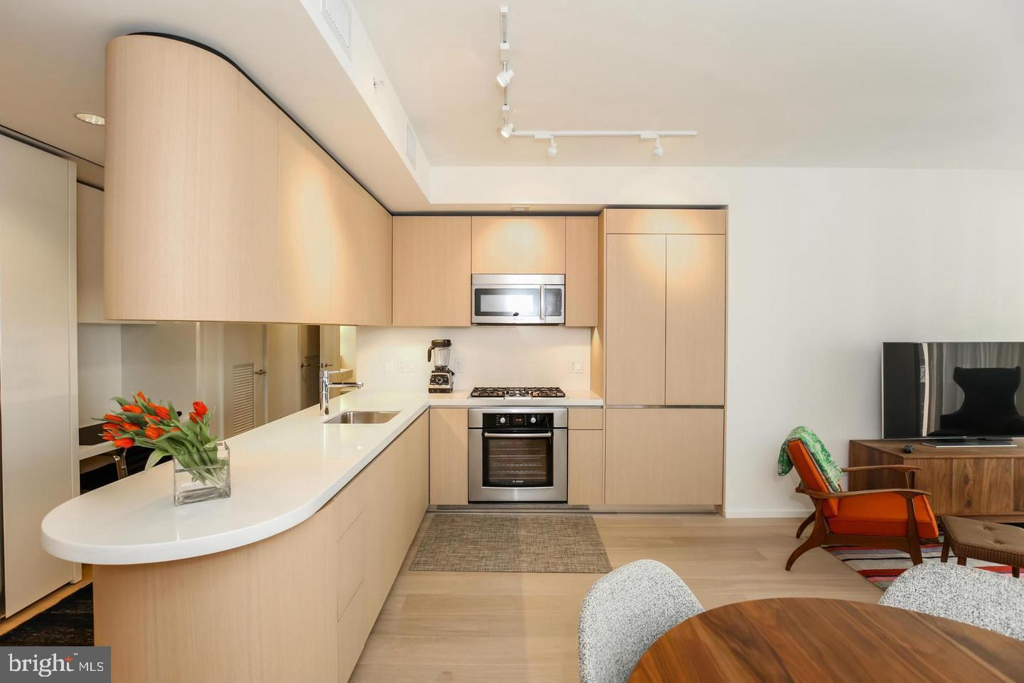 920 I St NW #713