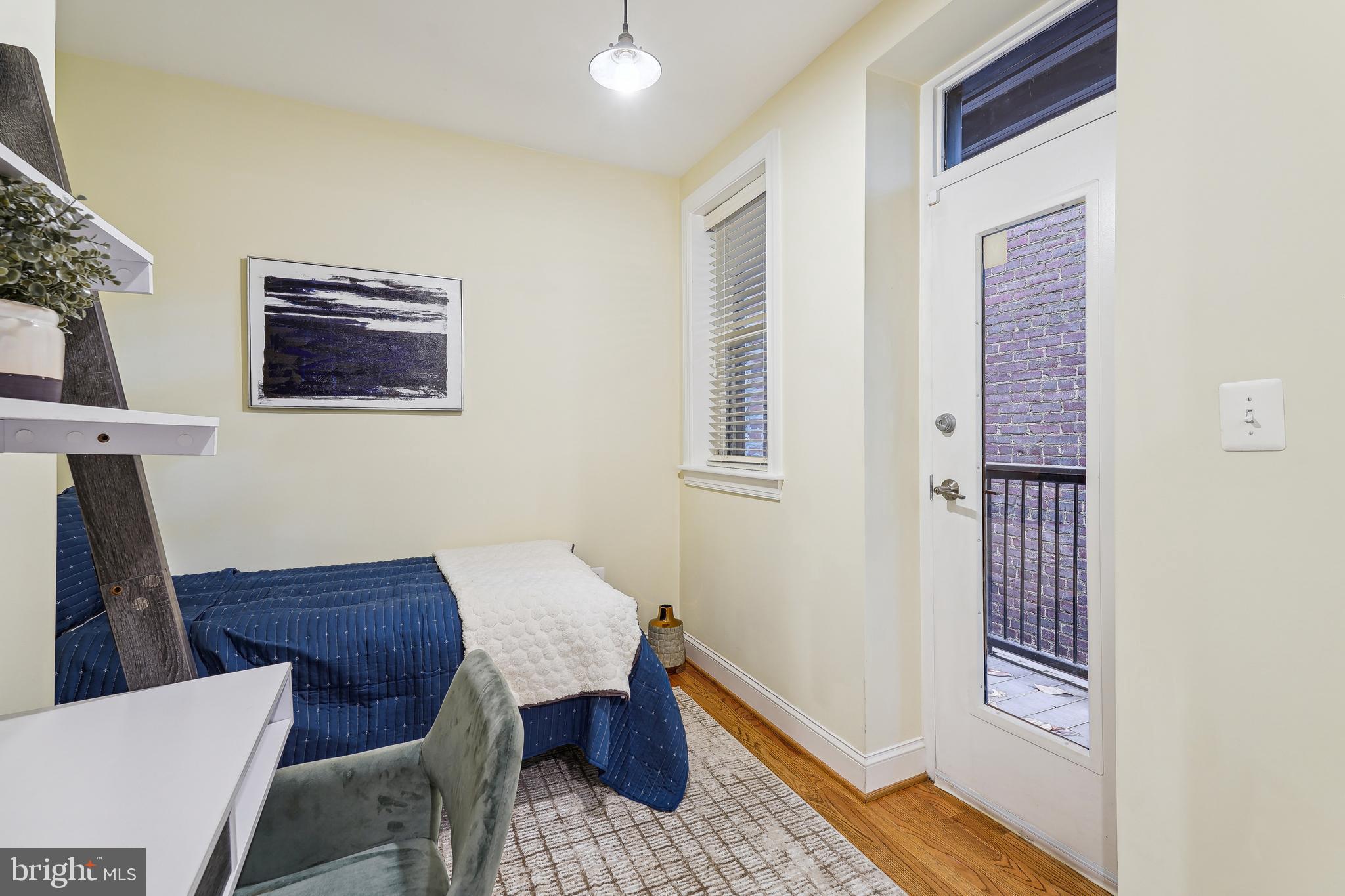 1840 Vernon St NW #207
