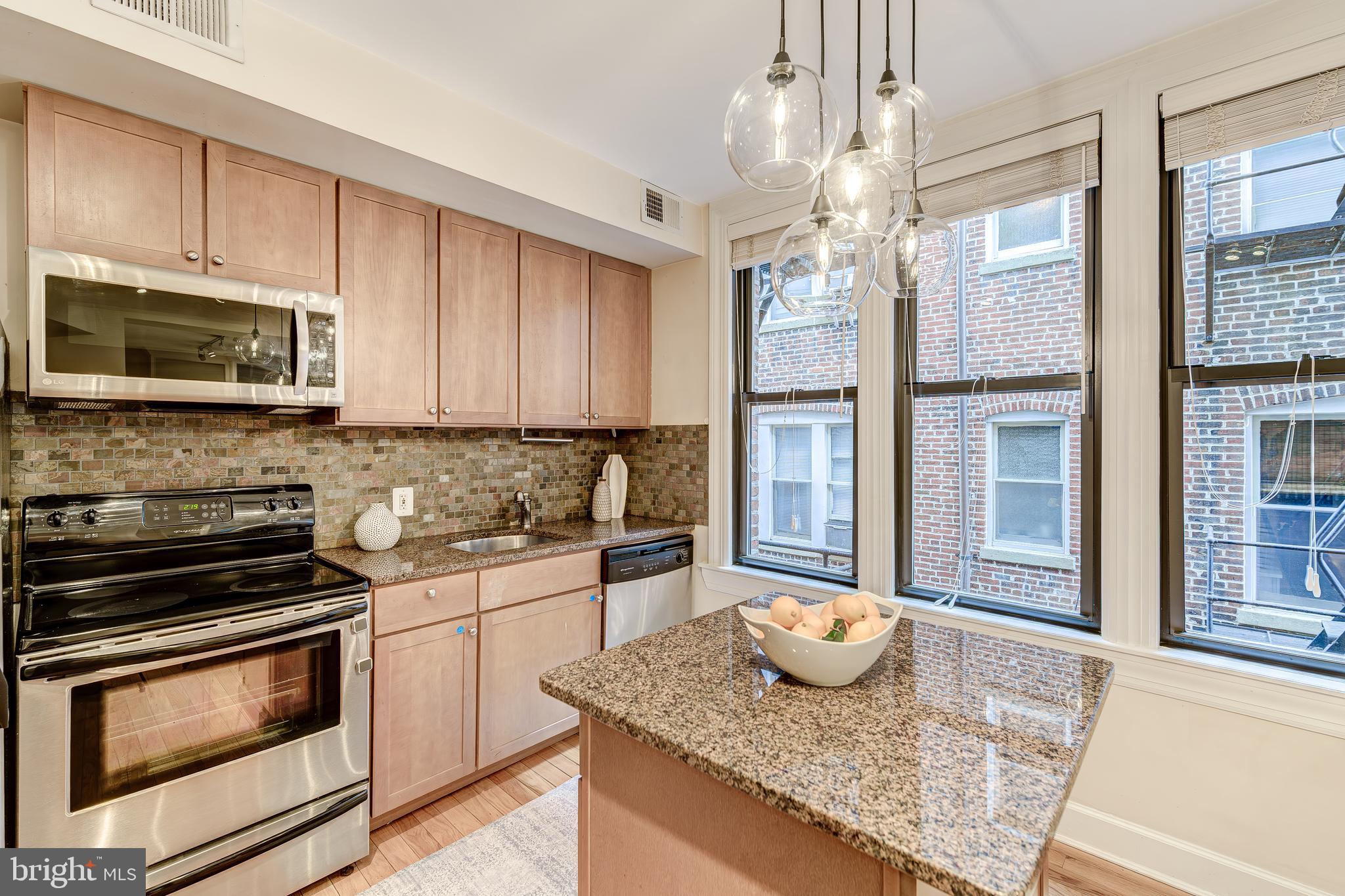 1858 California St NW #20