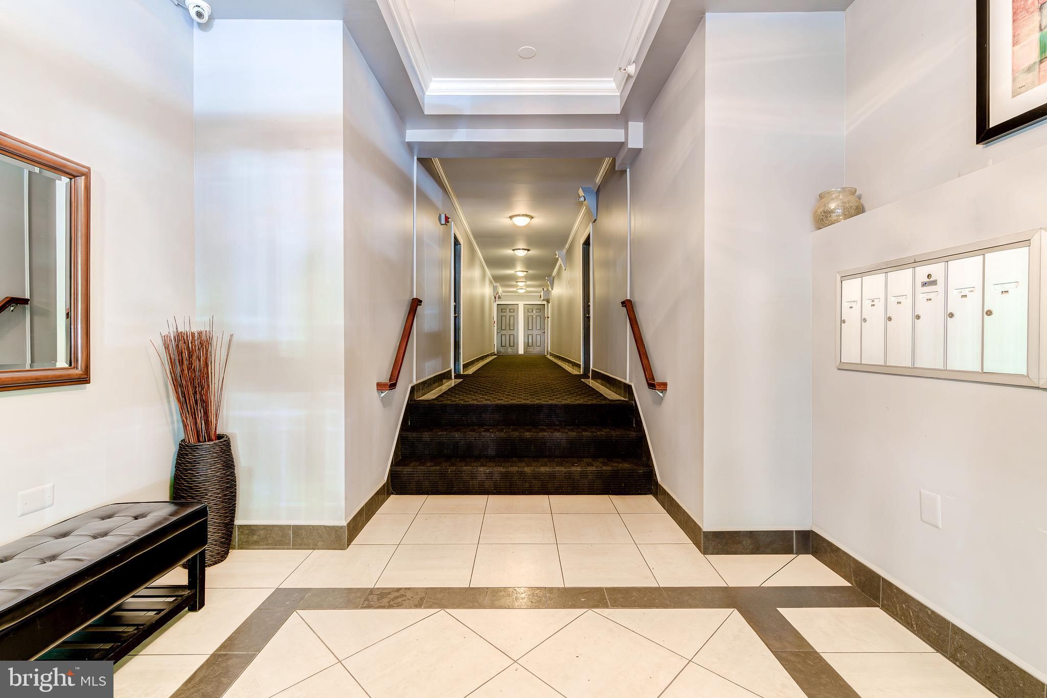 1858 California St NW #20