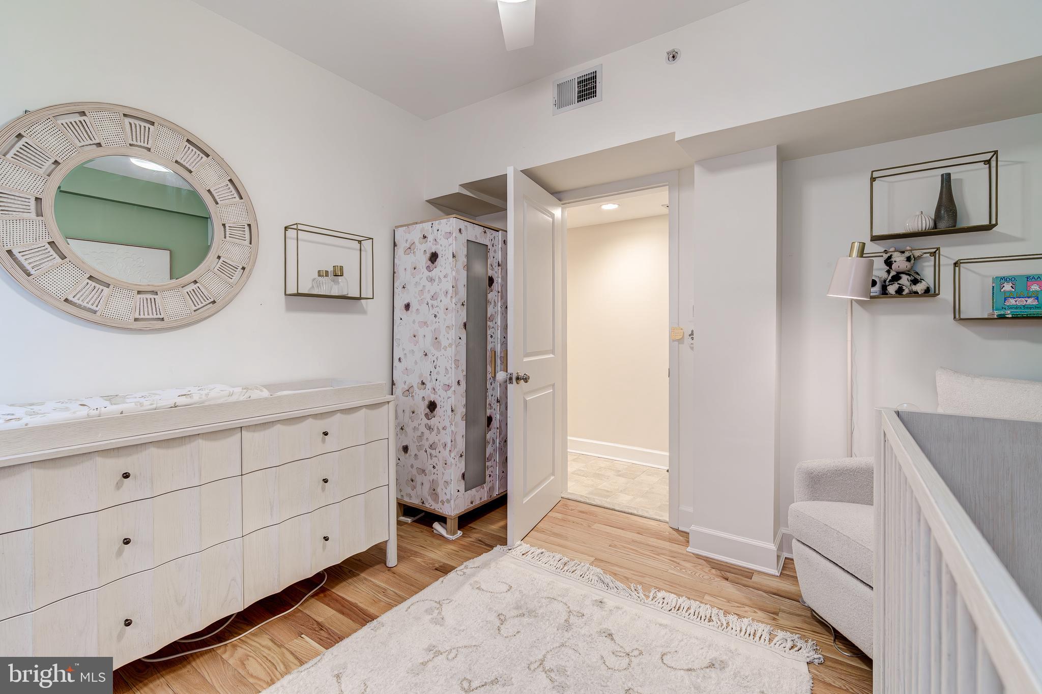 1858 California St NW #20