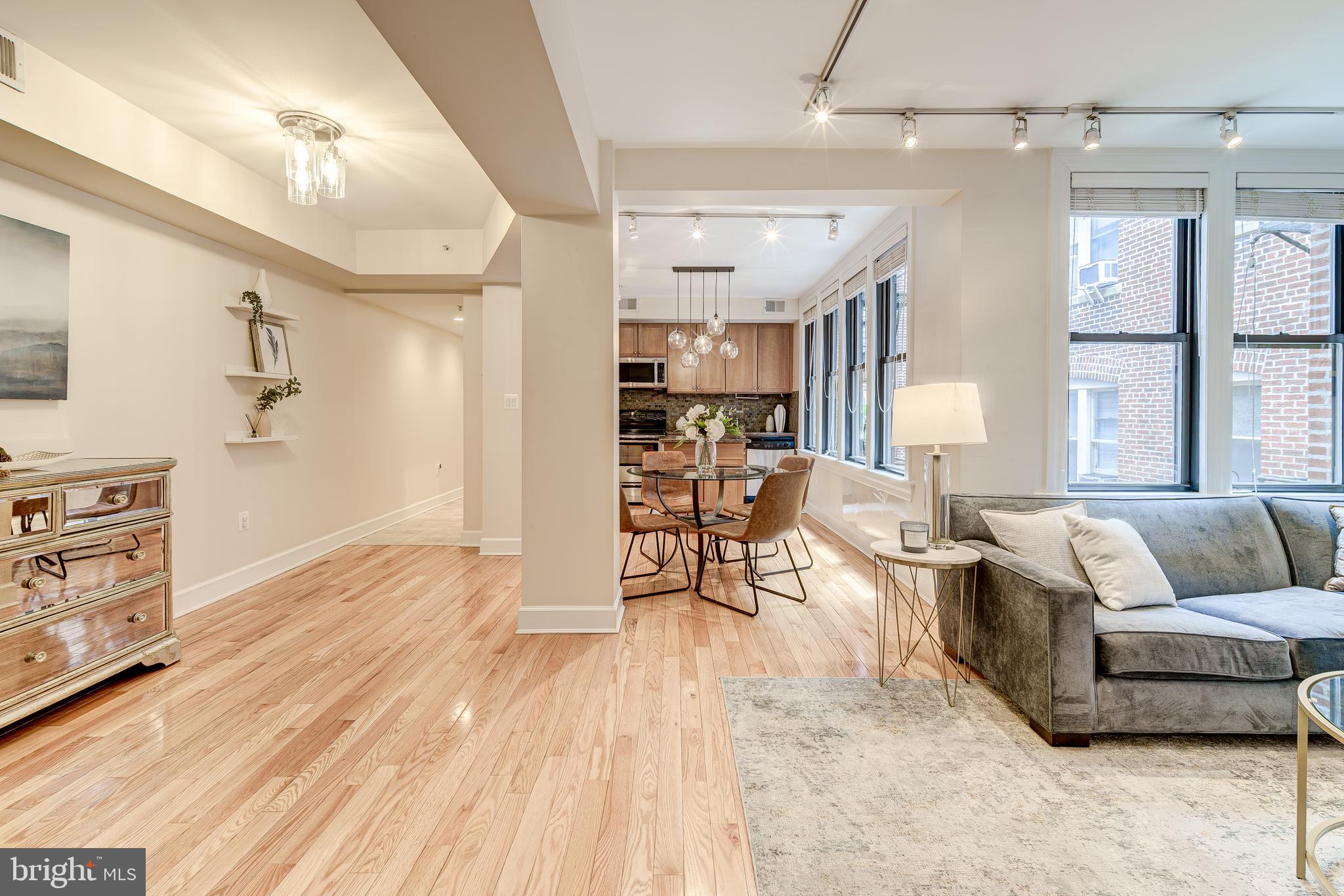 1858 California St NW #20