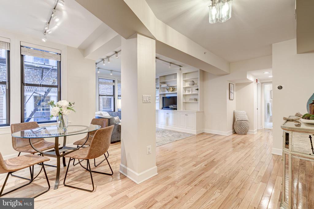1858 California St NW #20