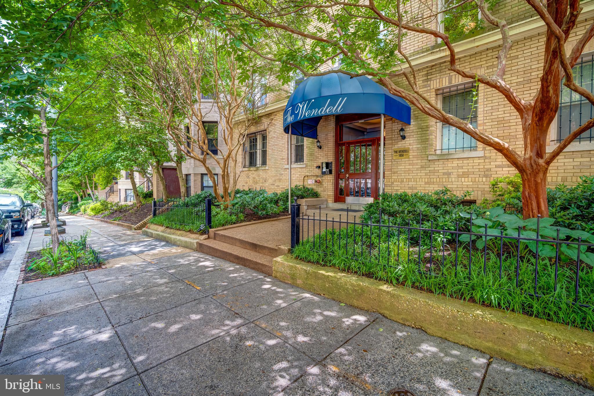 1858 California St NW #20