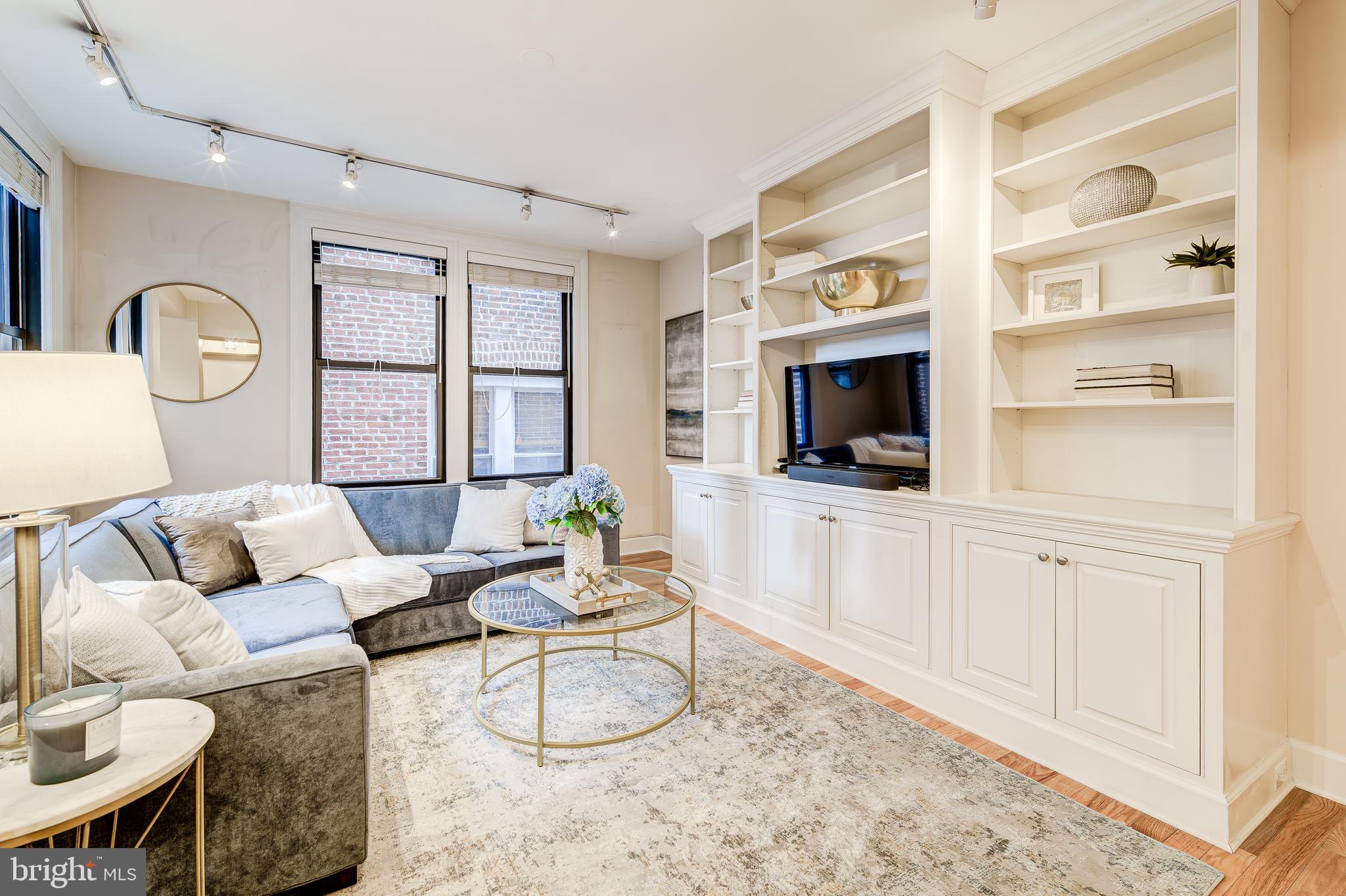 1858 California St NW #20