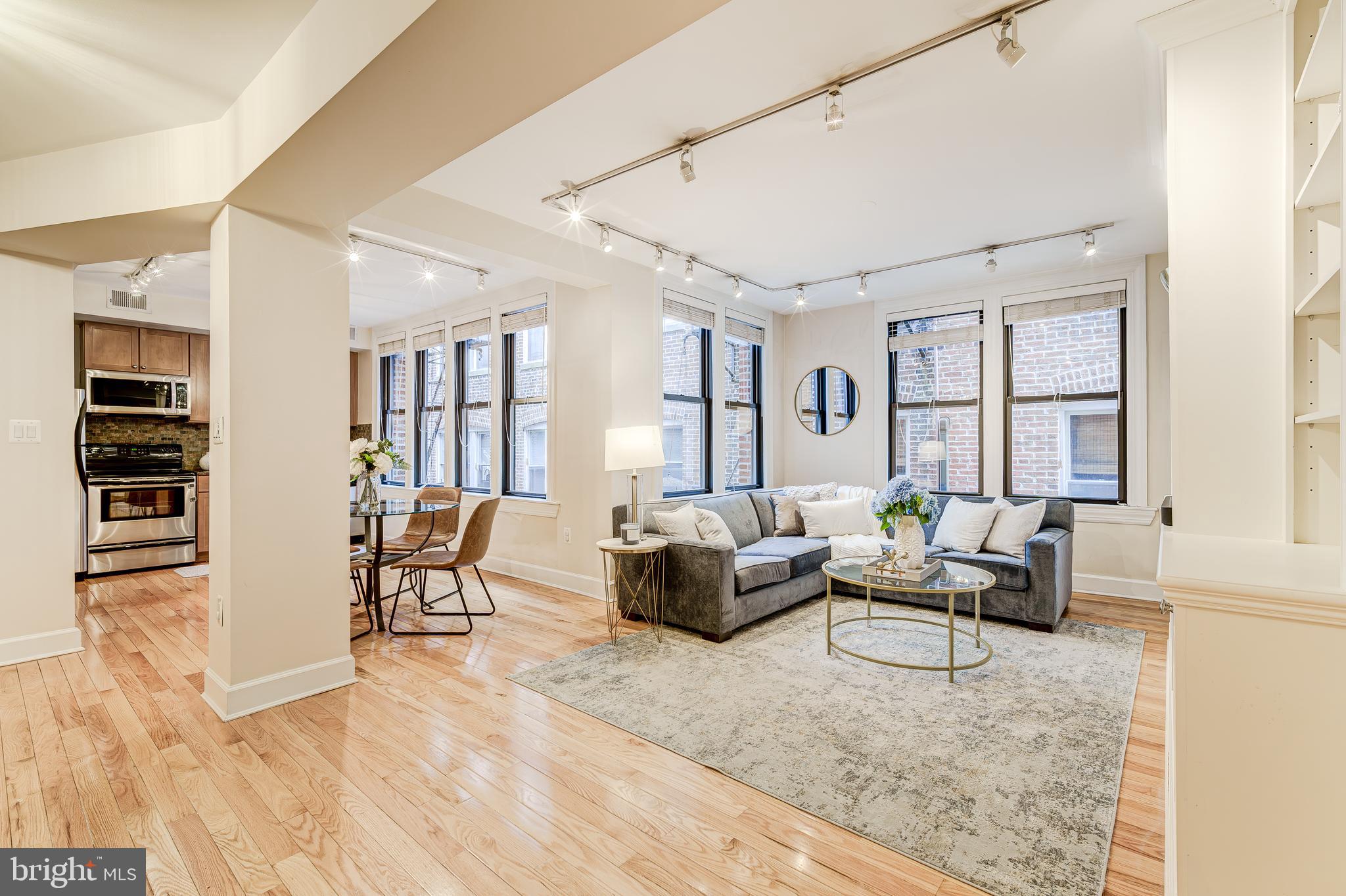 1858 California St NW #20