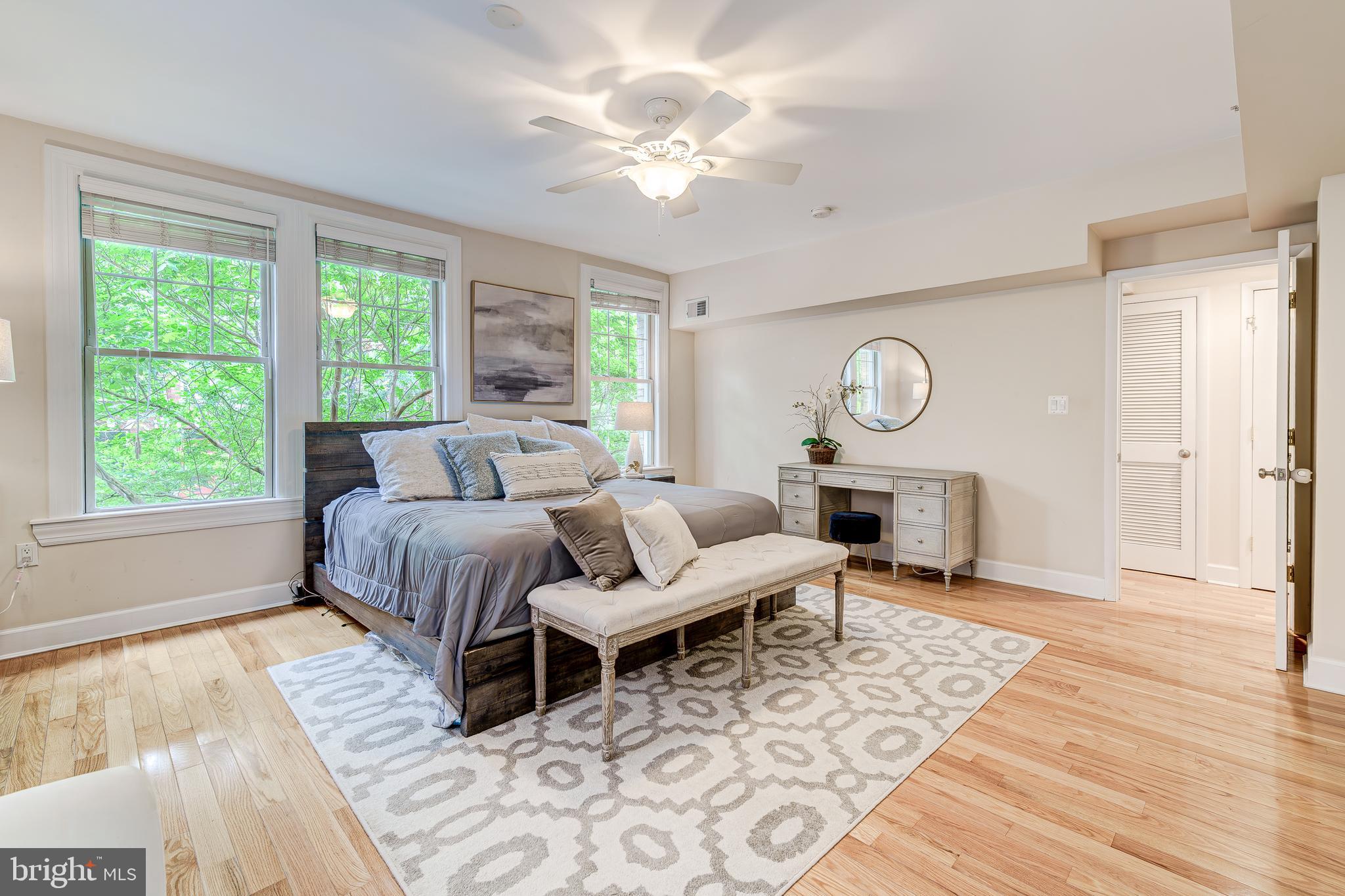 1858 California St NW #20