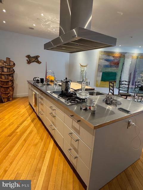 3316 CADYS ALLEY NW 202