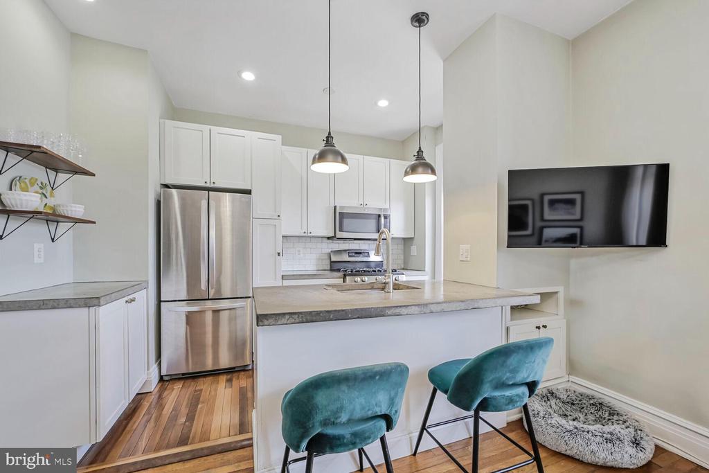 1526 17TH STREET NW Unit: 304