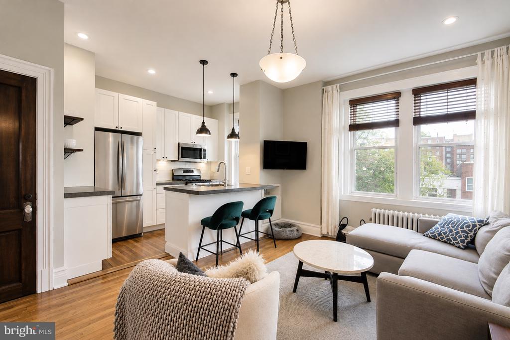 1526 17TH STREET NW Unit: 304