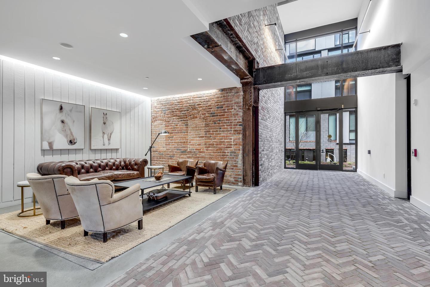 57 N St NW #329