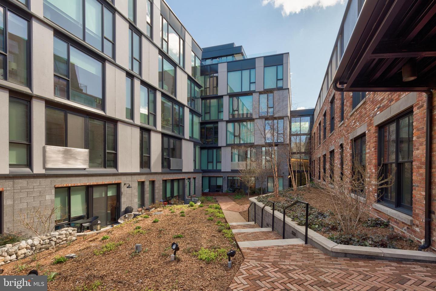 57 N St NW #329