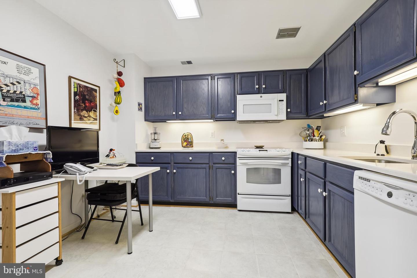 4932 SENTINEL DRIVE Unit: 405