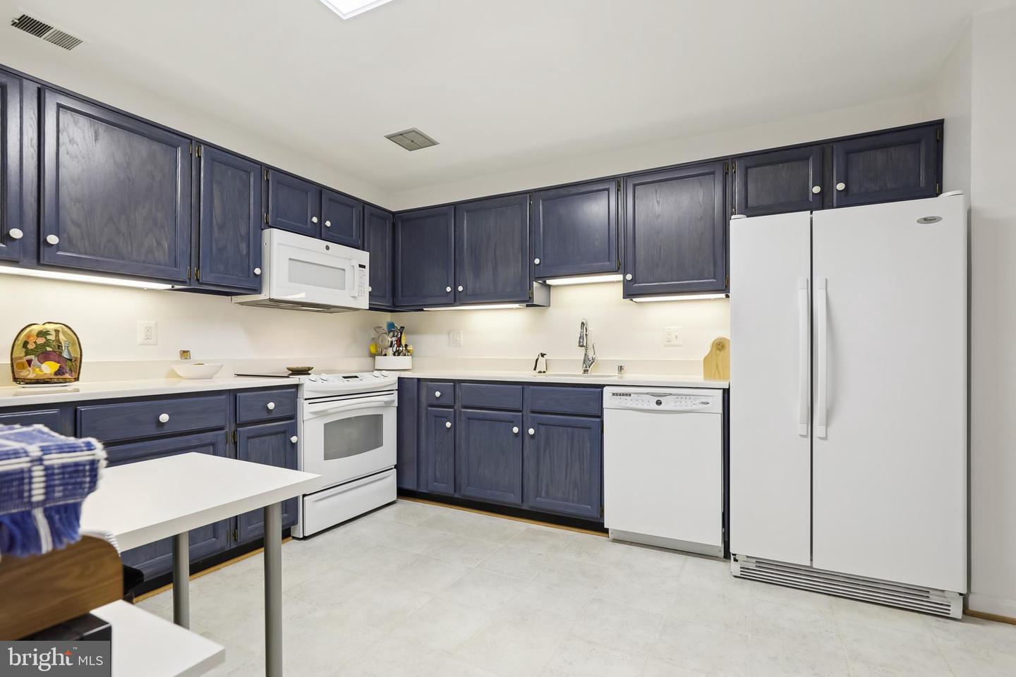 4932 SENTINEL DRIVE Unit: 405