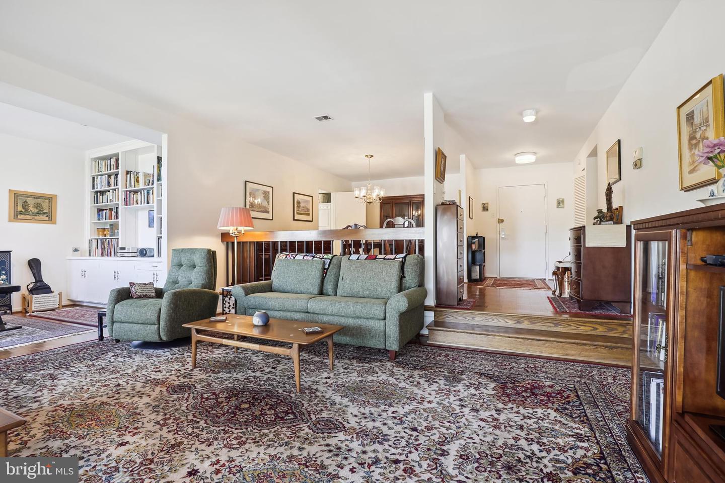 4932 SENTINEL DRIVE Unit: 405