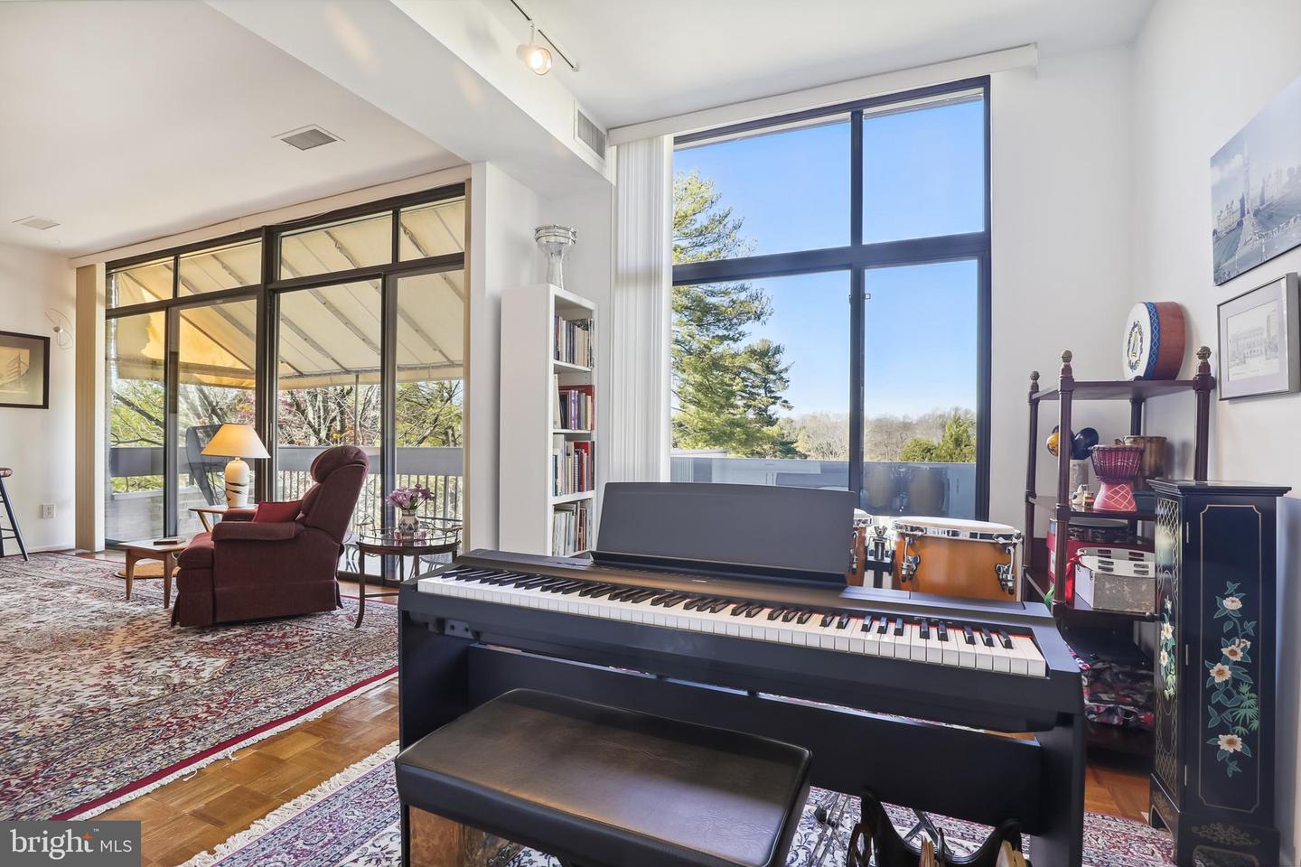 4932 SENTINEL DRIVE Unit: 405