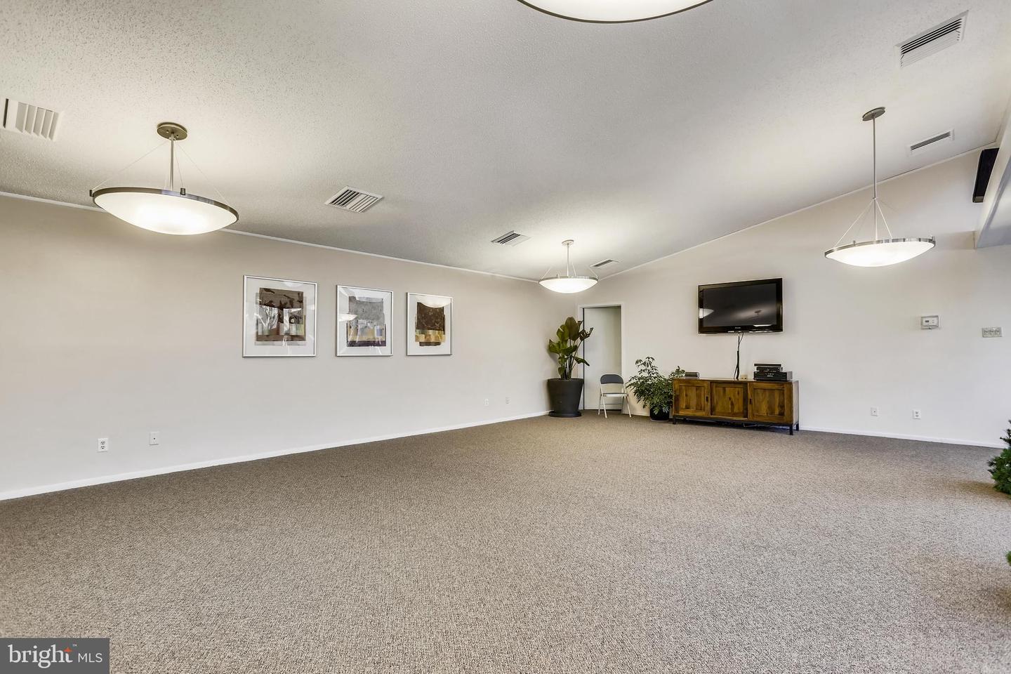4932 SENTINEL DRIVE Unit: 405