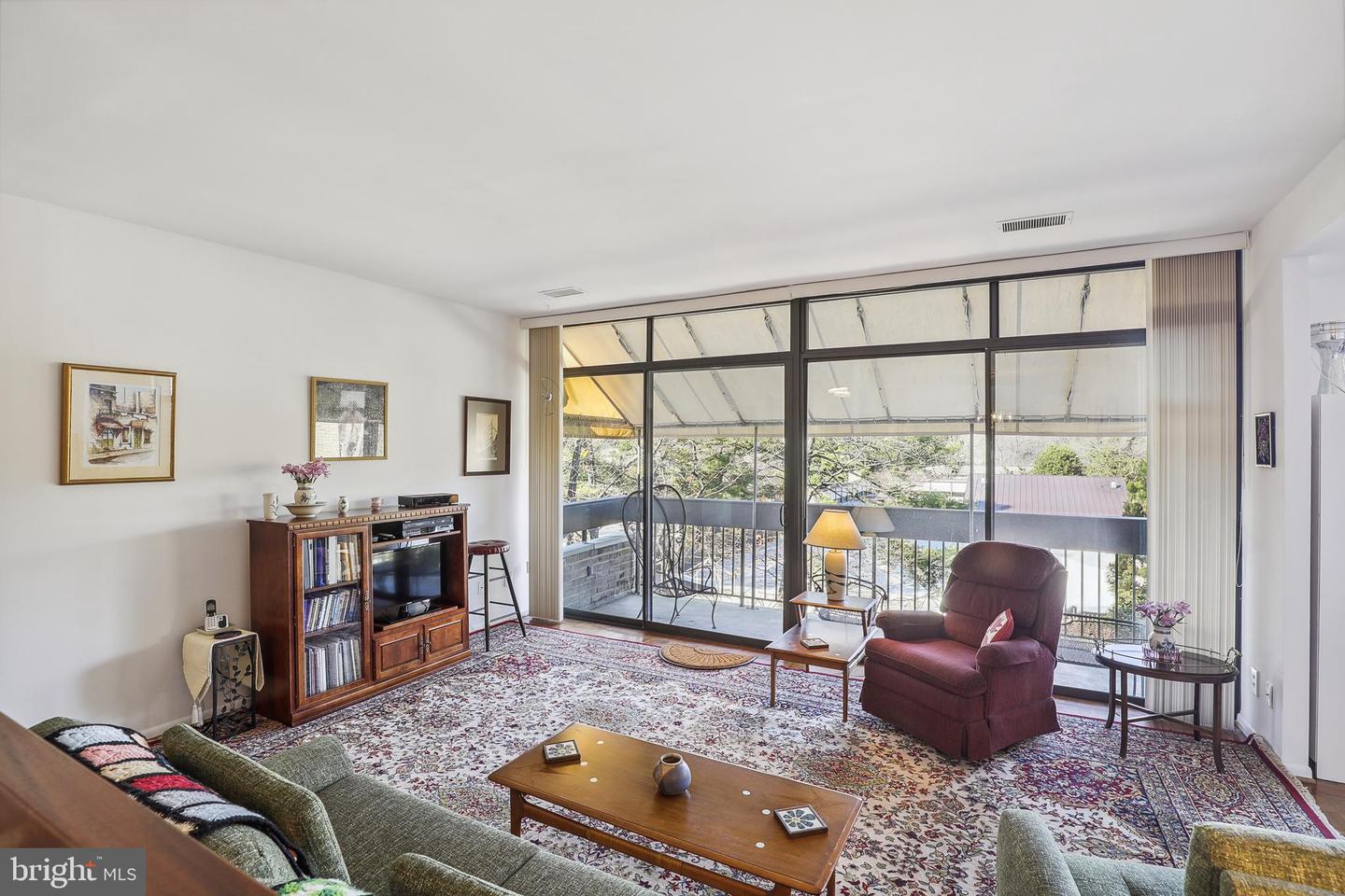 4932 SENTINEL DRIVE Unit: 405