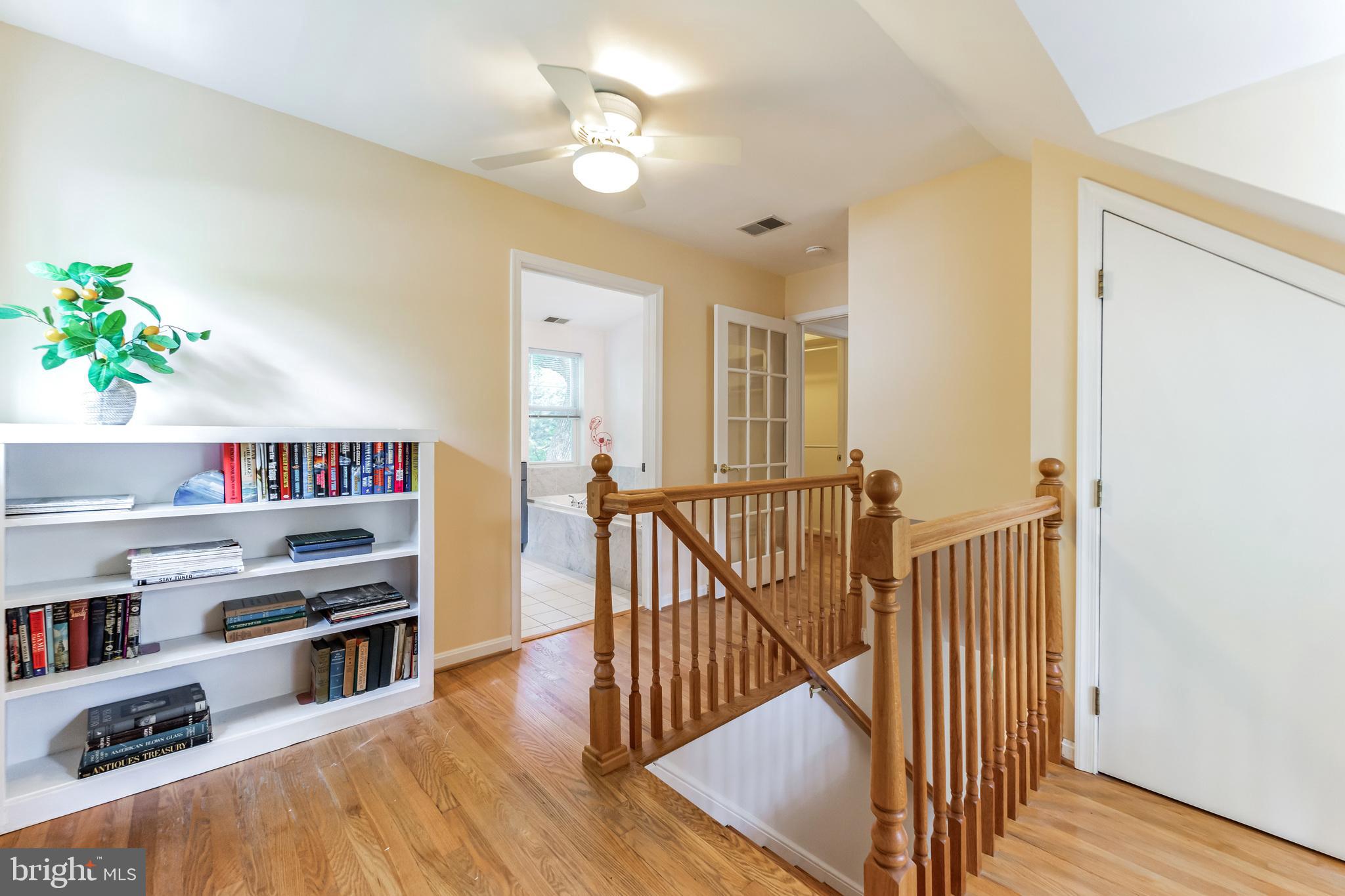 8907 Sudbury Rd