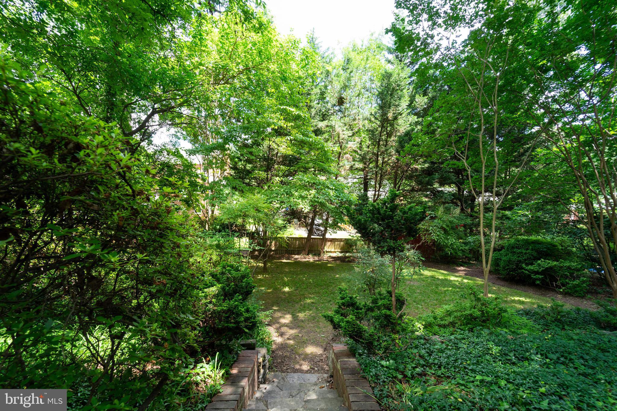 8907 Sudbury Rd