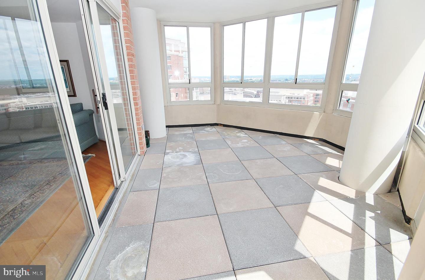 2151 JAMIESON AVENUE Unit: 1809