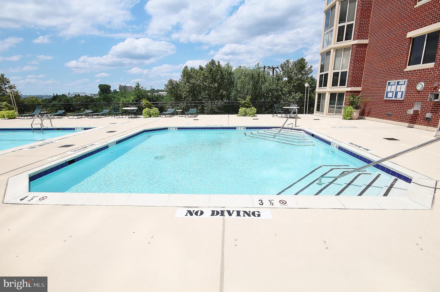 2151 JAMIESON AVENUE Unit: 1809