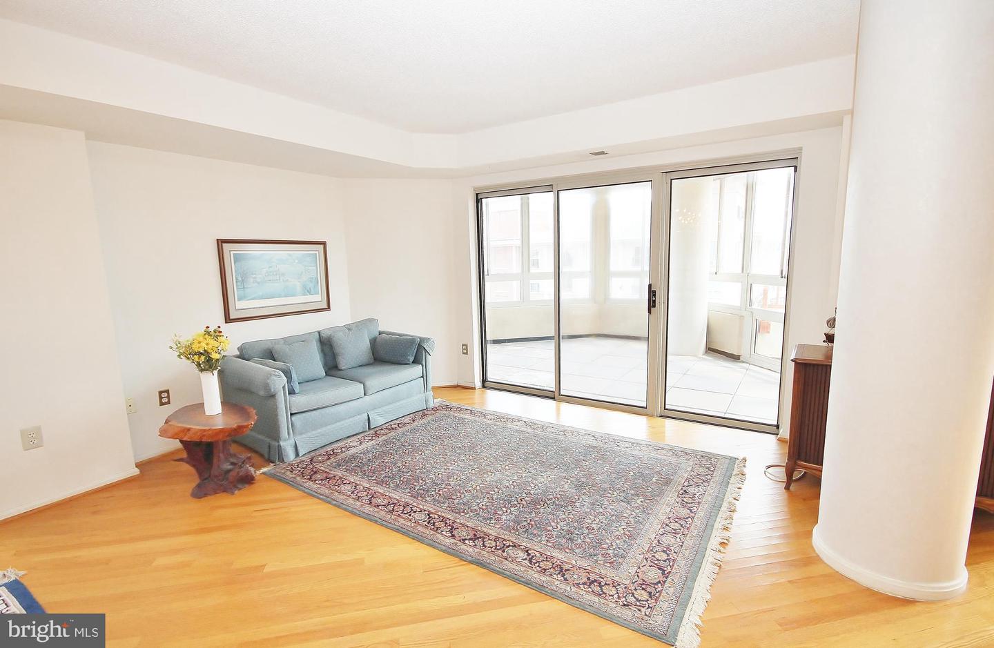 2151 JAMIESON AVENUE Unit: 1809