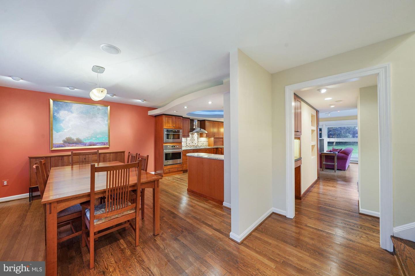 6156 BEACHWAY DRIVE