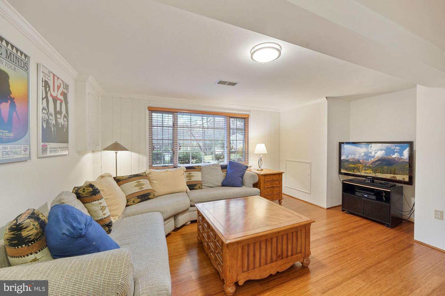 6156 BEACHWAY DRIVE