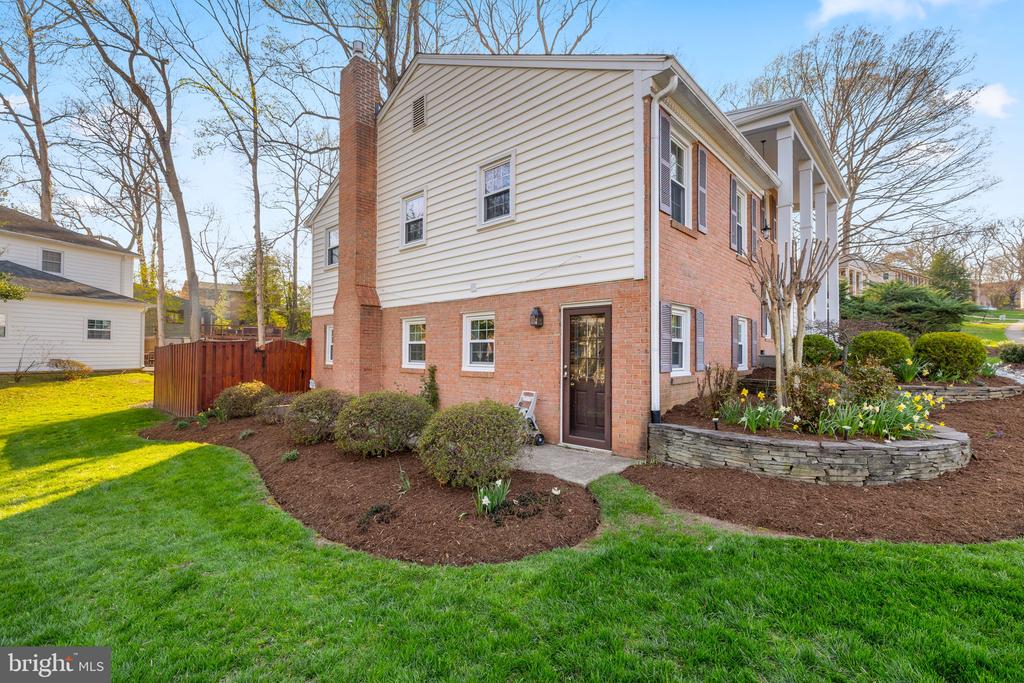 4500 WAKEFIELD DRIVE